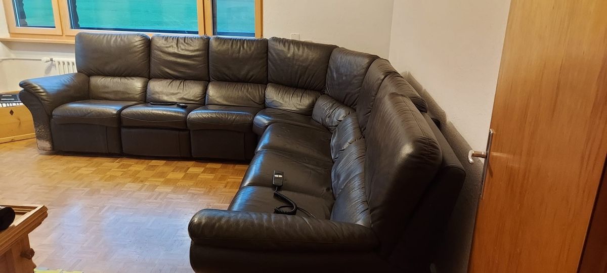 Sofas: Polstergarnitur, mit 2x Relaxfunktion – Gebraucht aus Fideris von andri_m 3