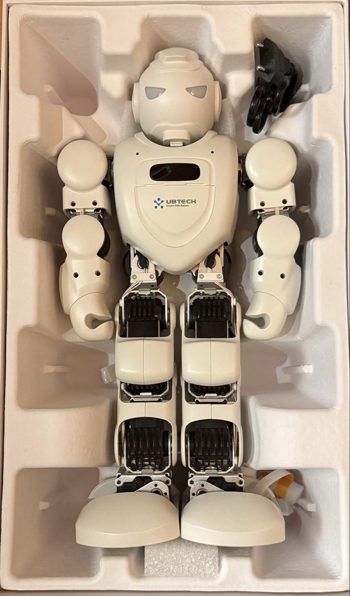 Giocattoli: UBTECH Alpha 1E Roboter neuwertig OVP – Usato da Bremgarten AG venduto da Mr.42 2