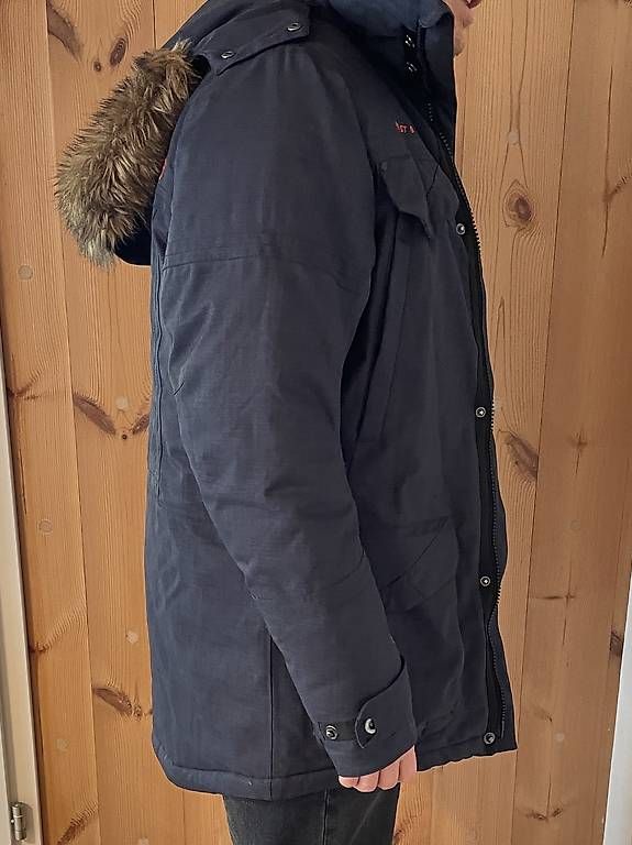 Jacken: Warme Winterjacke – Gebraucht aus Schwyz von sel_hl2p 1