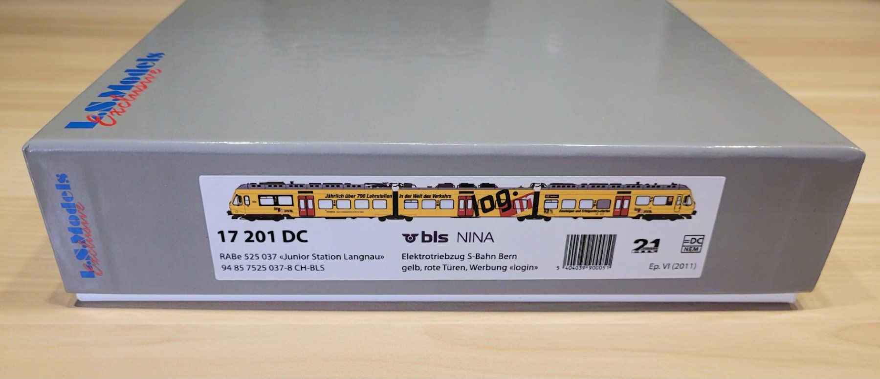 LS Models Modellini di ferrovie: LS Models 17201DC BLS NINA RABe 525 "Login" 3-teilig analog – Nuovo e nell'imballaggio originale da Bremgarten AG venduto da Sportivo2007 7