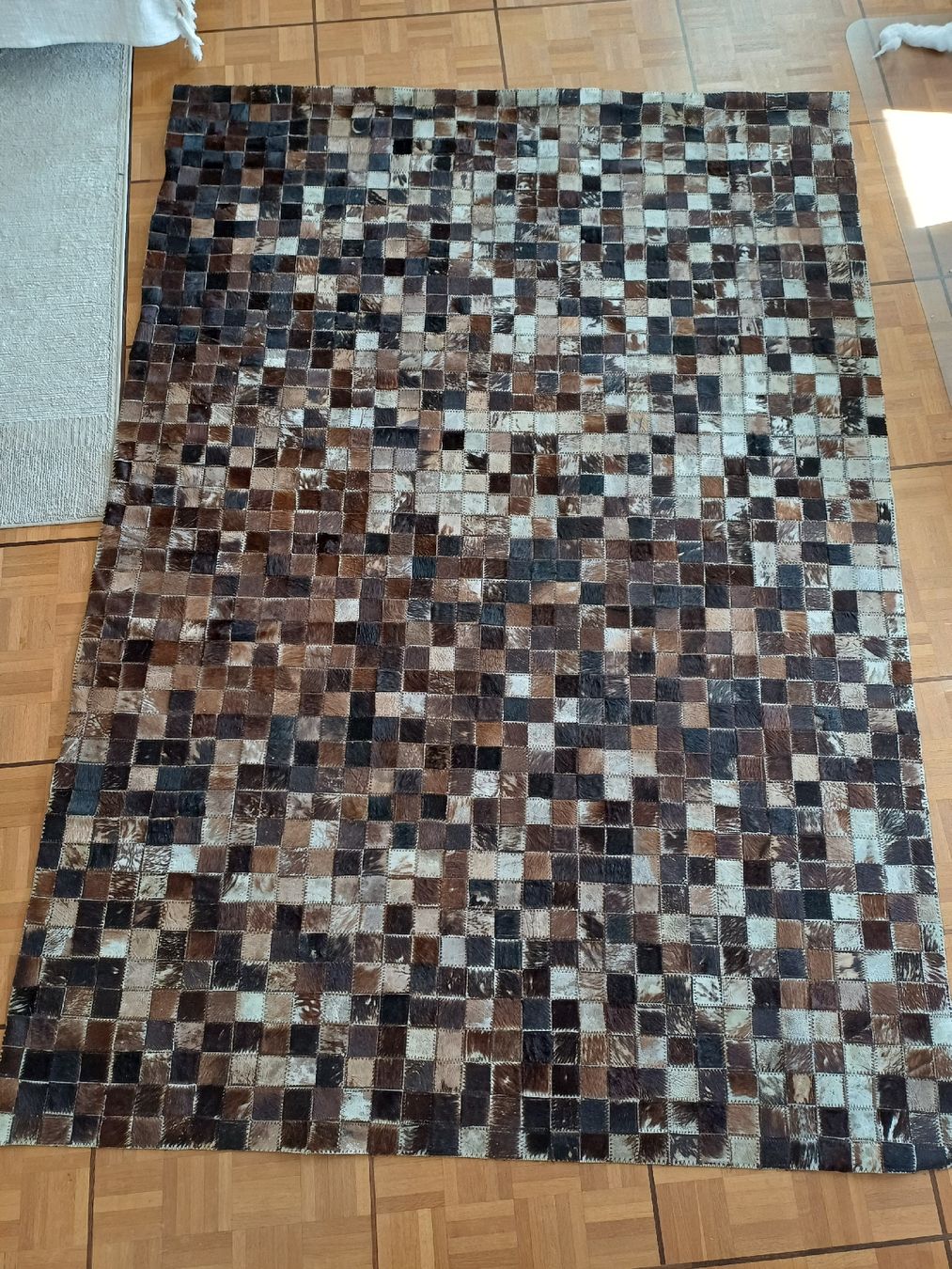 Teppiche: Kuhfell-Teppich, Patchwork, 230x160cm – Gebraucht aus Münchenstein von hbro 2
