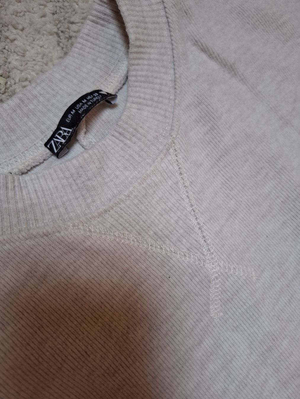 Maglioni & Felpe: Oversize Sweatshirt Gr. M Crop Schnitt Hellgrau Basic 6000 – Usato da Vinelz venduto da sonnenmond77 6