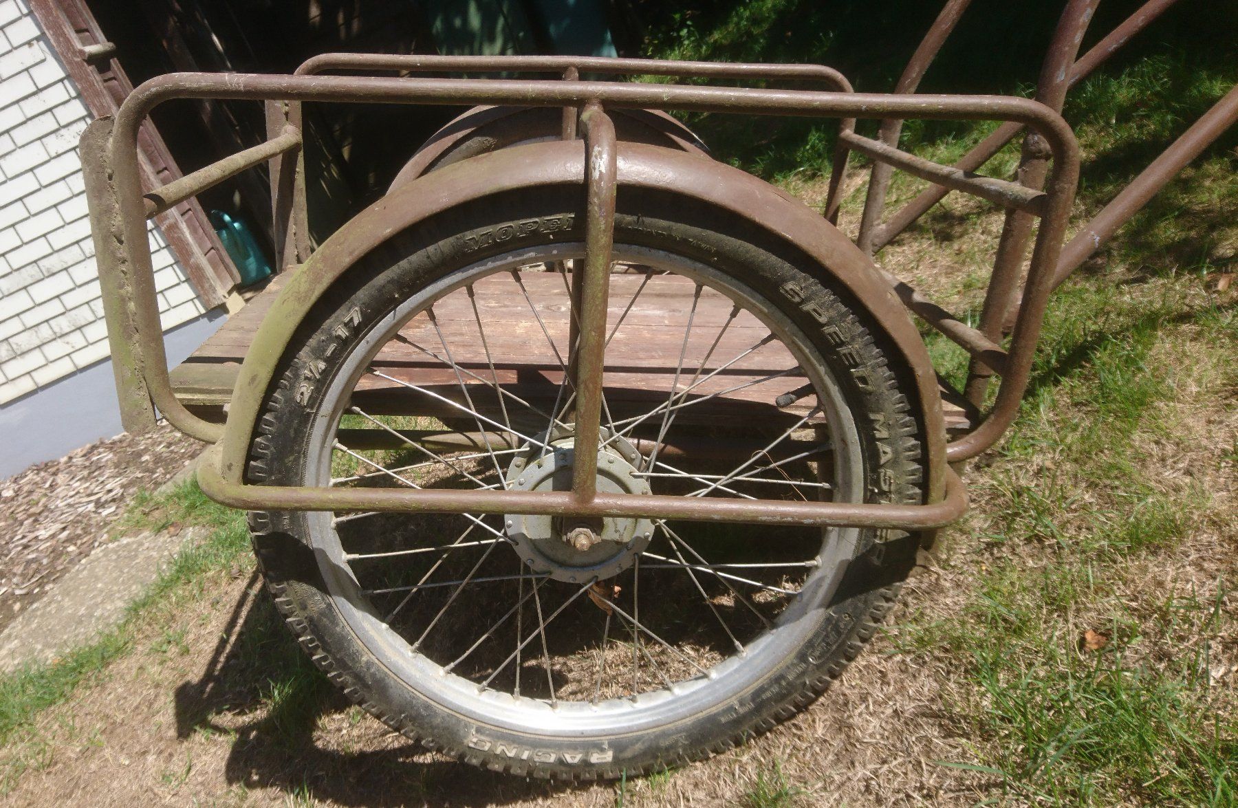 Rimorchi: robuster Mofa / Töffli / Velo Anhänger – Usato da Schüpfen venduto da ardiphne 1
