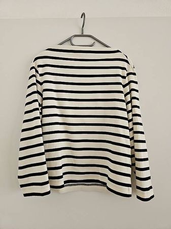 Blau-Weiss gestreifter Pulli, Cos