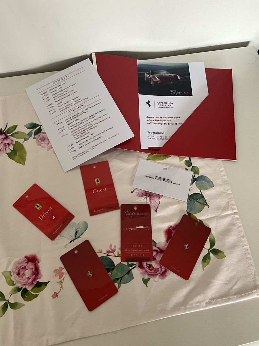 Ferrari Plaketten & Abzeichen: Ferrari California T Event Souvenirs – Neu (gemäss Beschreibung) aus Zürich von thovala 2