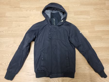 Zimtstern Winterjacke Damen Gr. S Schwarz Top Zustand