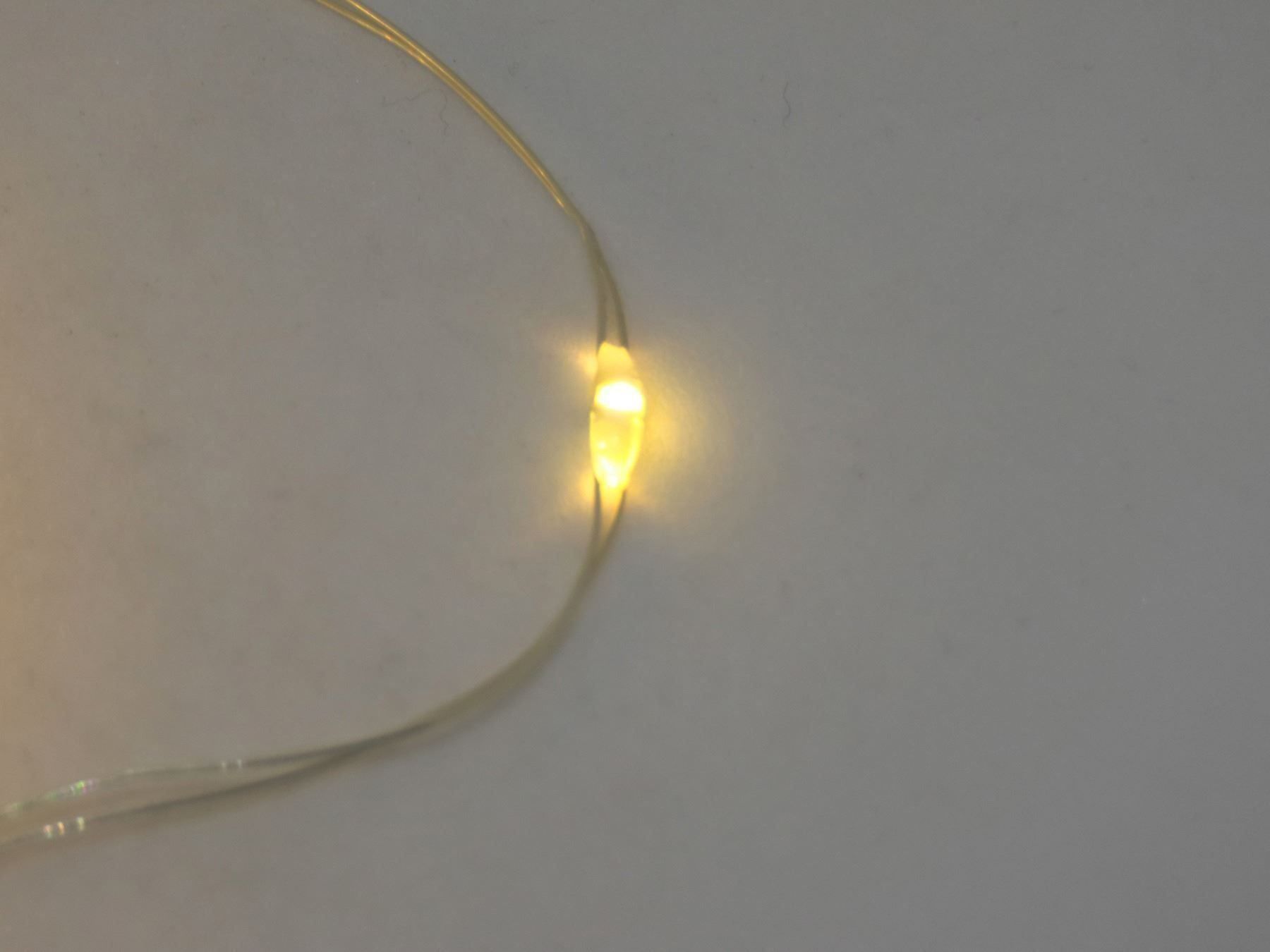 Ghirlande e barre luminose: CR2032 Batteriehalter mit LED Draht 2 m – Nuovo e nell'imballaggio originale da Pfäffikon SZ venduto da ANNAPURNA8091 4