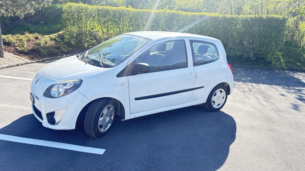 Renault Automobili: Renault Twingo – Usato da Buchs SG venduto da coner555