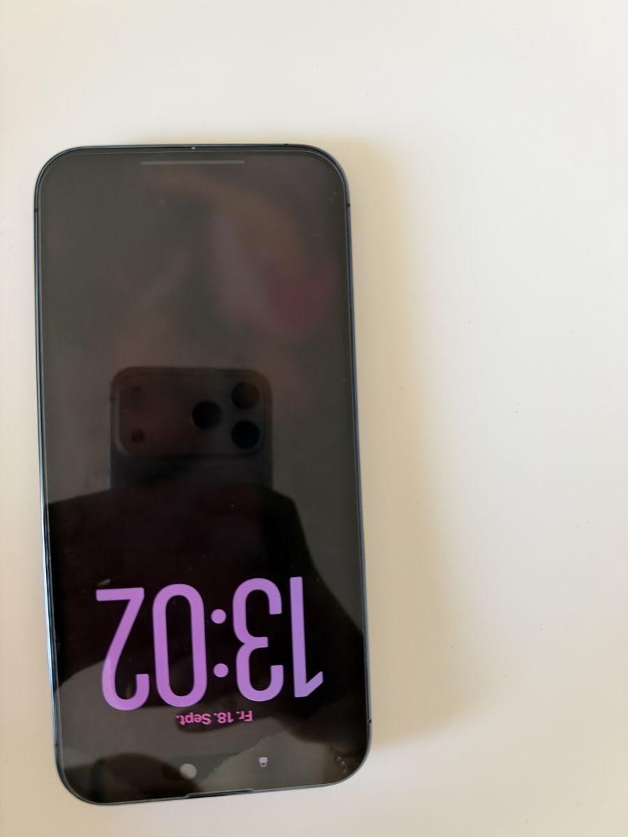 Apple Telefoni cellulari / Smartphones: Iphone 14 Pro Max – Nuovo (secondo la descrizione) da Zollikofen venduto da dad_y9xm 5