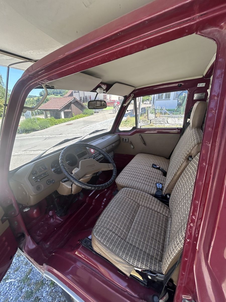 Mazda Veicoli da campeggio: Wohnmobil Mazda E 1600 SB – Usato da Zürich venduto da Hossi66 1