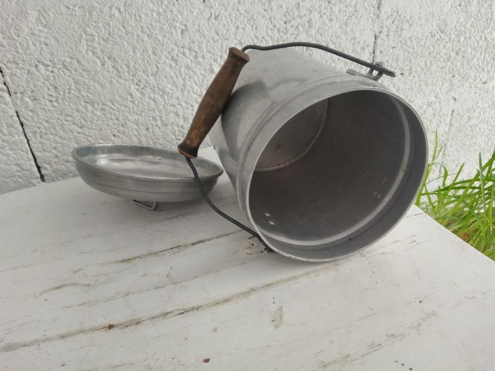 Pot à Lait 22 L En Acier Inoxydable 2.05 Kg Pot à Lait En Acier Inoxydable Couvercle Anti-fuite Avec Fereture à Serrage Pour Le Transport Ou Le Stockage