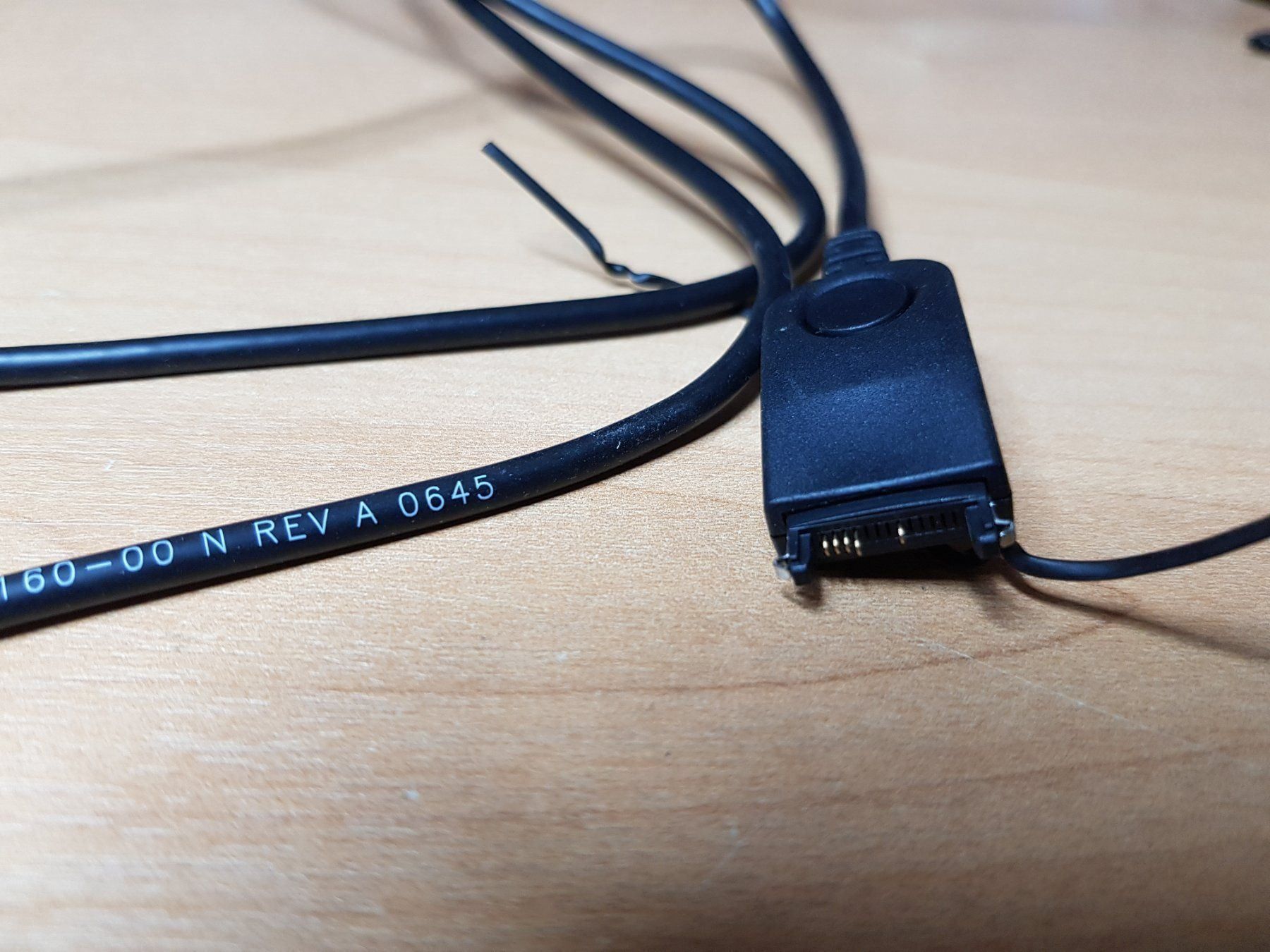 Cavi: USB Shuttle CABLE E129760 180-10161-00 – Usato da Bionnens venduto da Meg011 2
