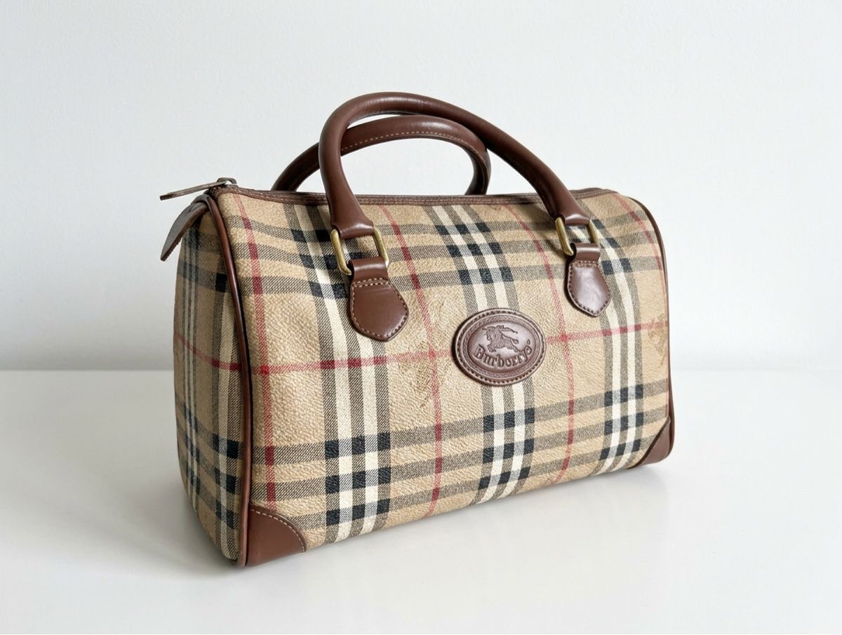 Burberry Sacs femmes: Vintage Burberry Handtasche – Neuf (Voir description) à Luzern par muh_22qq