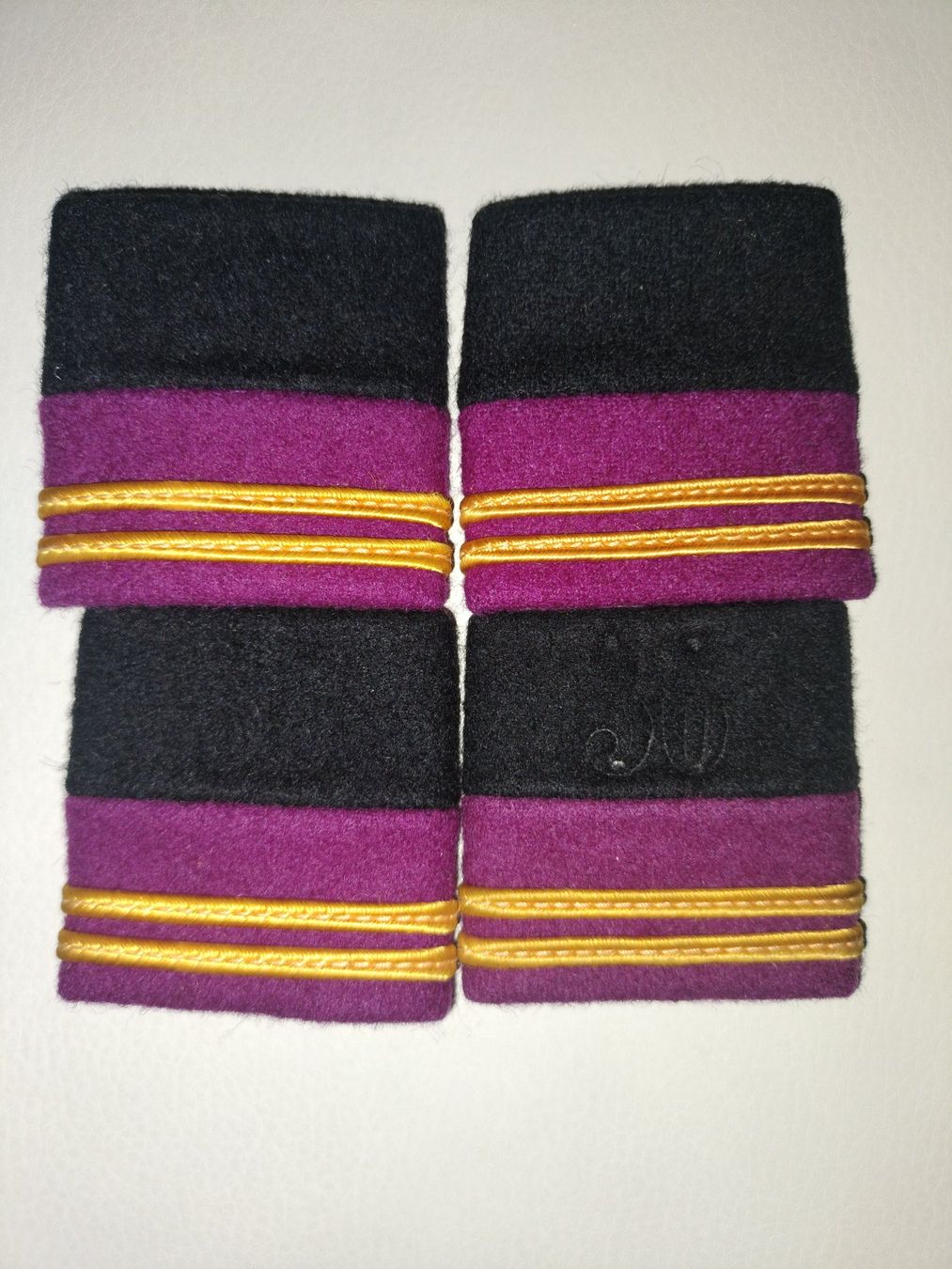 Schweizer Armee Uniformen: Schweizer Armee Militär Uniform Schulterpatten – Gebraucht aus Schwanden Sigrisw von cadieux71