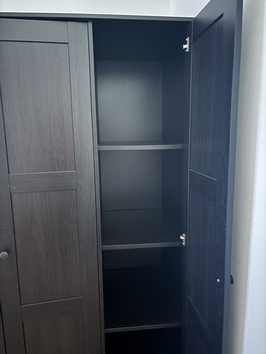 Ikea Armadi: Schwarzer Schrank – Nuovo (secondo la descrizione) da Bern venduto da betty_bossi3 2