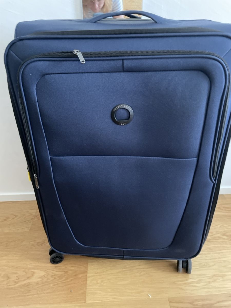 Delsey Reisekoffer: Delsey Suitcase Blue Large expandable – Gebraucht aus Zürich von mos_8jbz