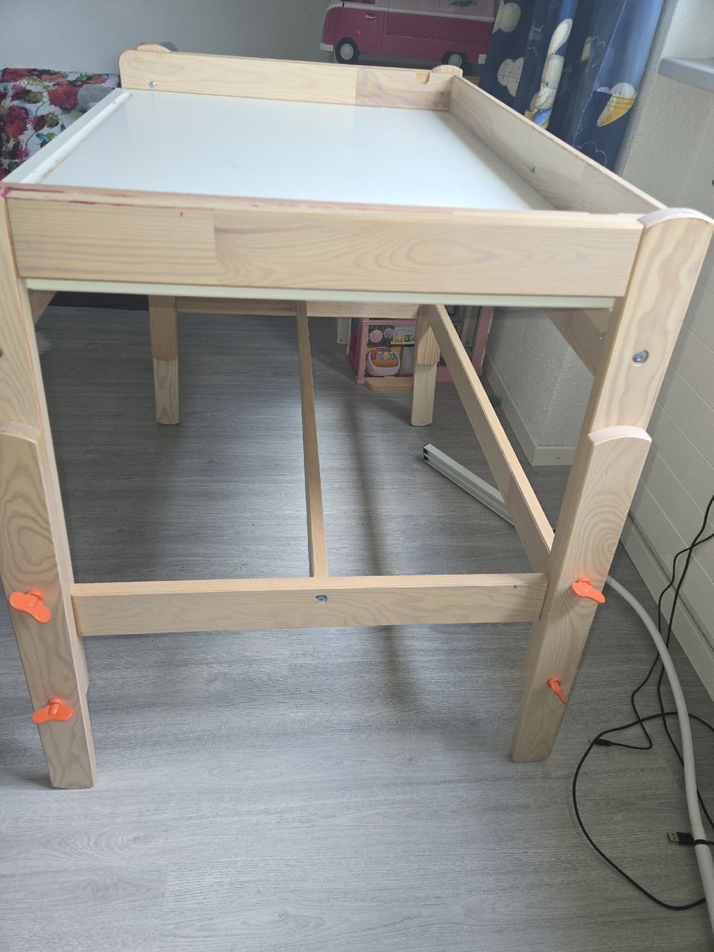 Ikea Schreibtische: Schreibtisch höhenverstellbar – Gebraucht aus Seon von Samstagsumzehn 1