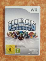 3 Skylanders games + 2 portals