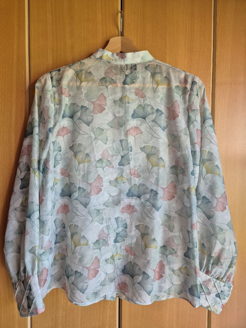 Blusen: D.CHIC Elegante Bluse Gr. S - Florales Muster Ginkgo – Neu (gemäss Beschreibung) aus Pfeffingen von Elegant_trend 3