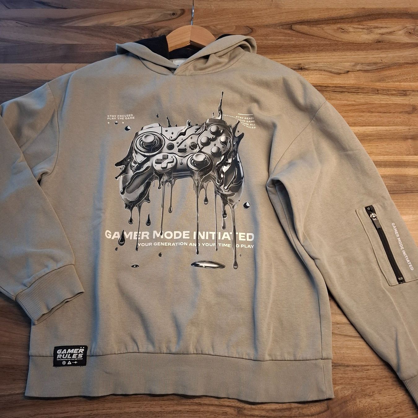 Lotti & Set di vestiti: Jungen Kapuzen Sweatpullis, 2er Set, Gr. 164 – Usato da Sisseln AG venduto da NinjaNya 3