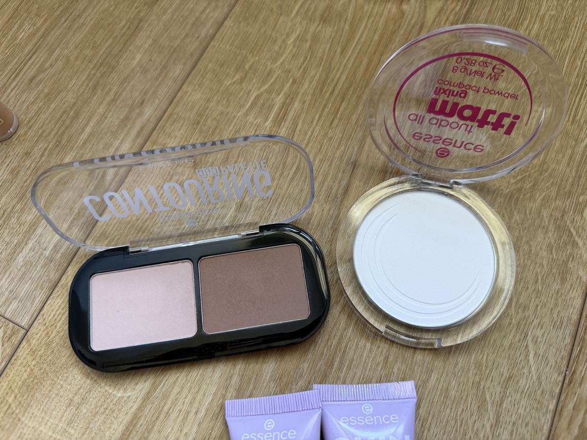 Make-up: Essence Kosmetik (neu) – Neu (gemäss Beschreibung) aus Schübelbach von Sambodscha 1
