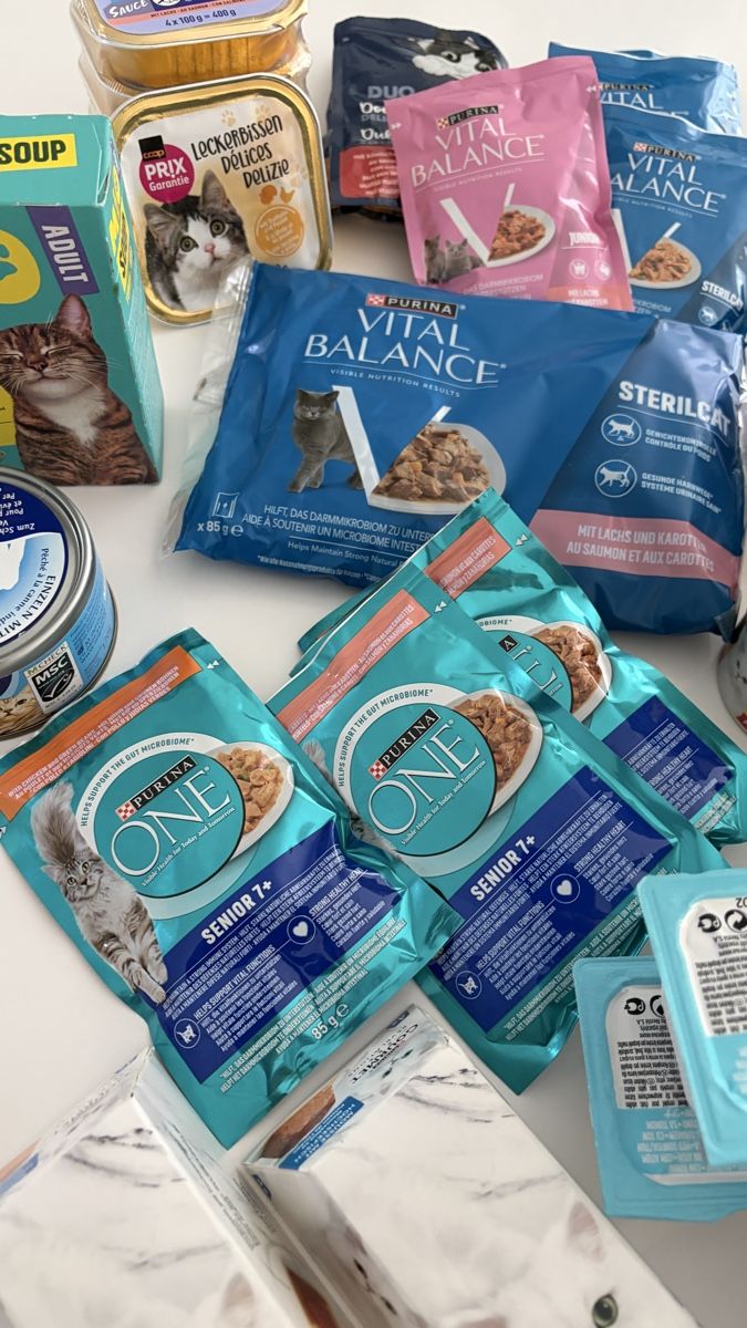 Mangimi: Grosses Set Katzenfutter diverse Marken und Sorten neu – Nuovo e nell'imballaggio originale da Würenlos venduto da Grischa31 1