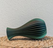 🌈 Farbverlauf-Vase – moderner Blickfang