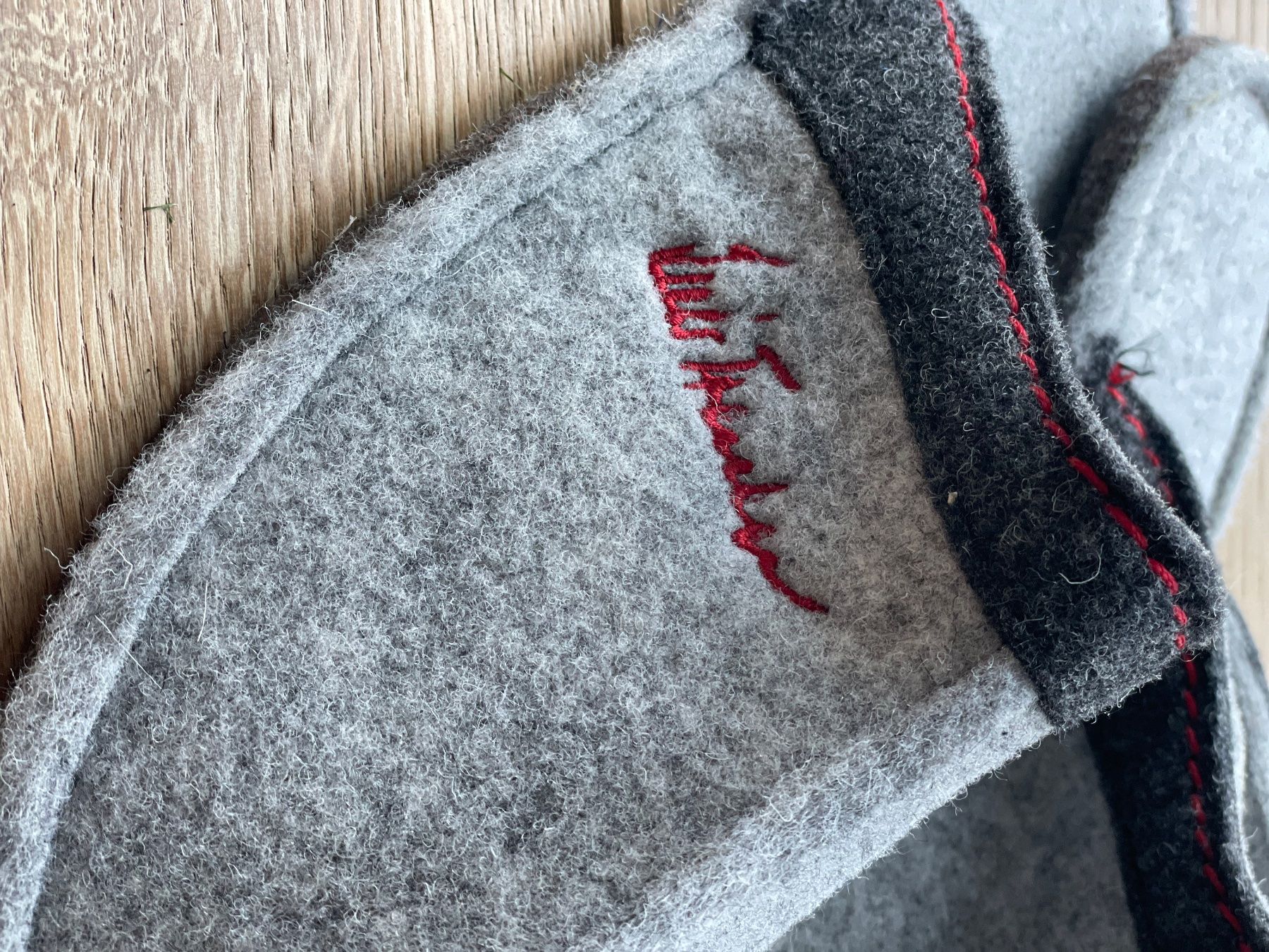 Scarpe da uomo: Luis Trenkel felt slippers – Nuovo e nell'imballaggio originale da Oberwil b. Zug venduto da Morganvob