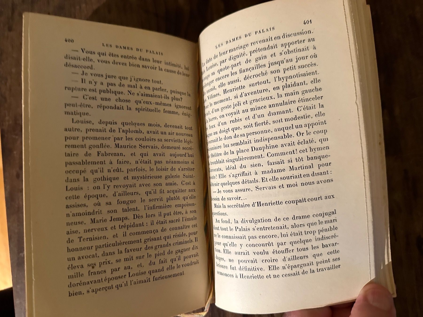 Bücher: Colette Yver: Les Dames du Palais – Gebraucht aus Zürich von allp 6