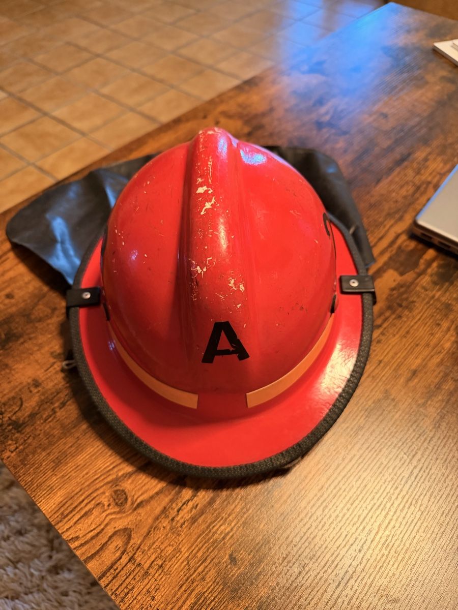 Feuerwehr: Alter Feuerwehrhelm – Gebraucht aus Rüfenach AG von blosch27