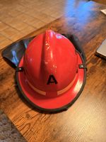Alter Feuerwehrhelm