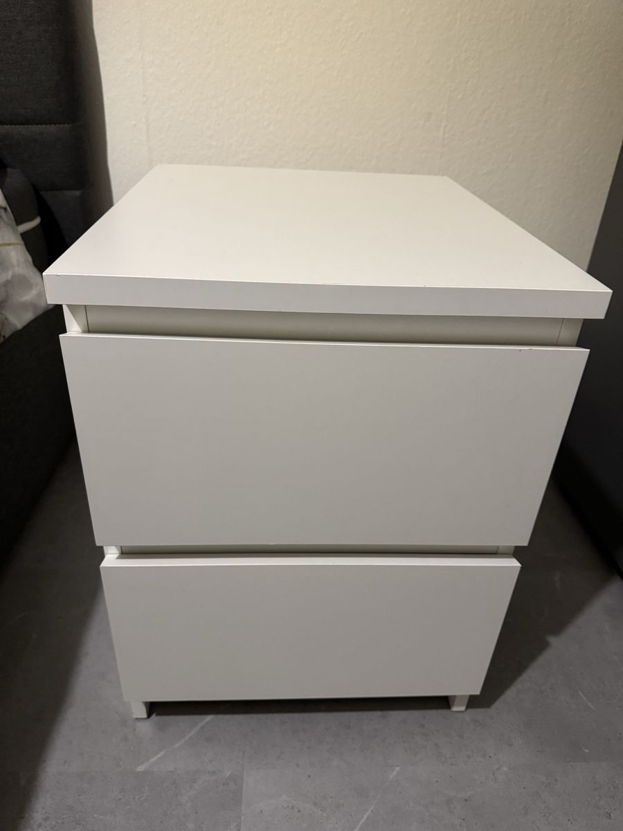 Ikea Tables de nuit: Comode – Neuf (Voir description) à Zürich par Alessandro.98 1