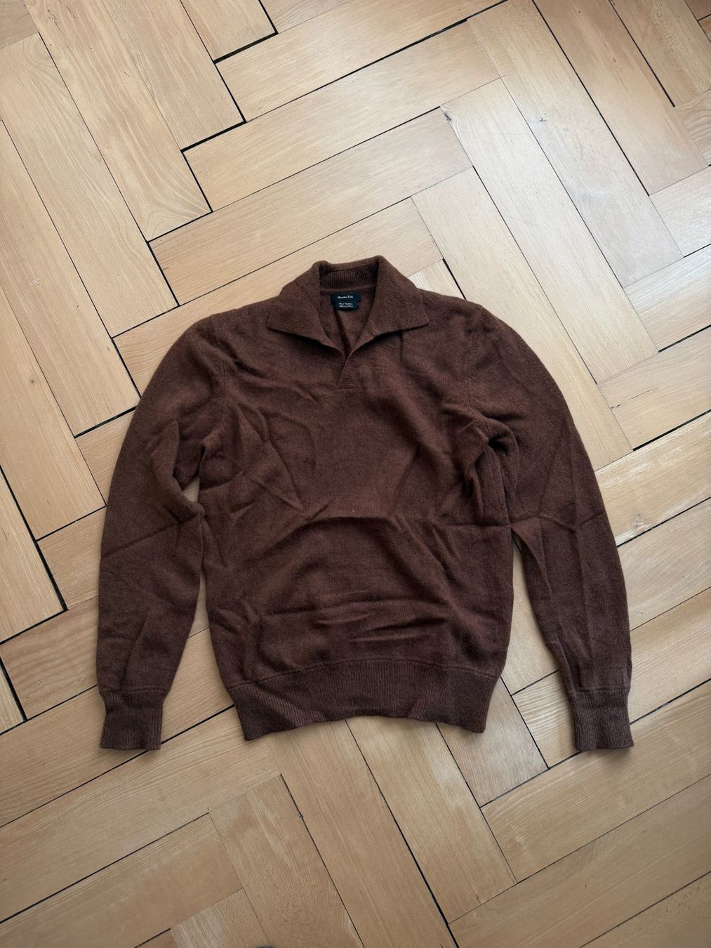 Massimo Dutti Pullover & Sweatshirts: MASSIMO DUTTI - Wollpullover dunkelbraun M – Gebraucht aus Zürich von Diazaio