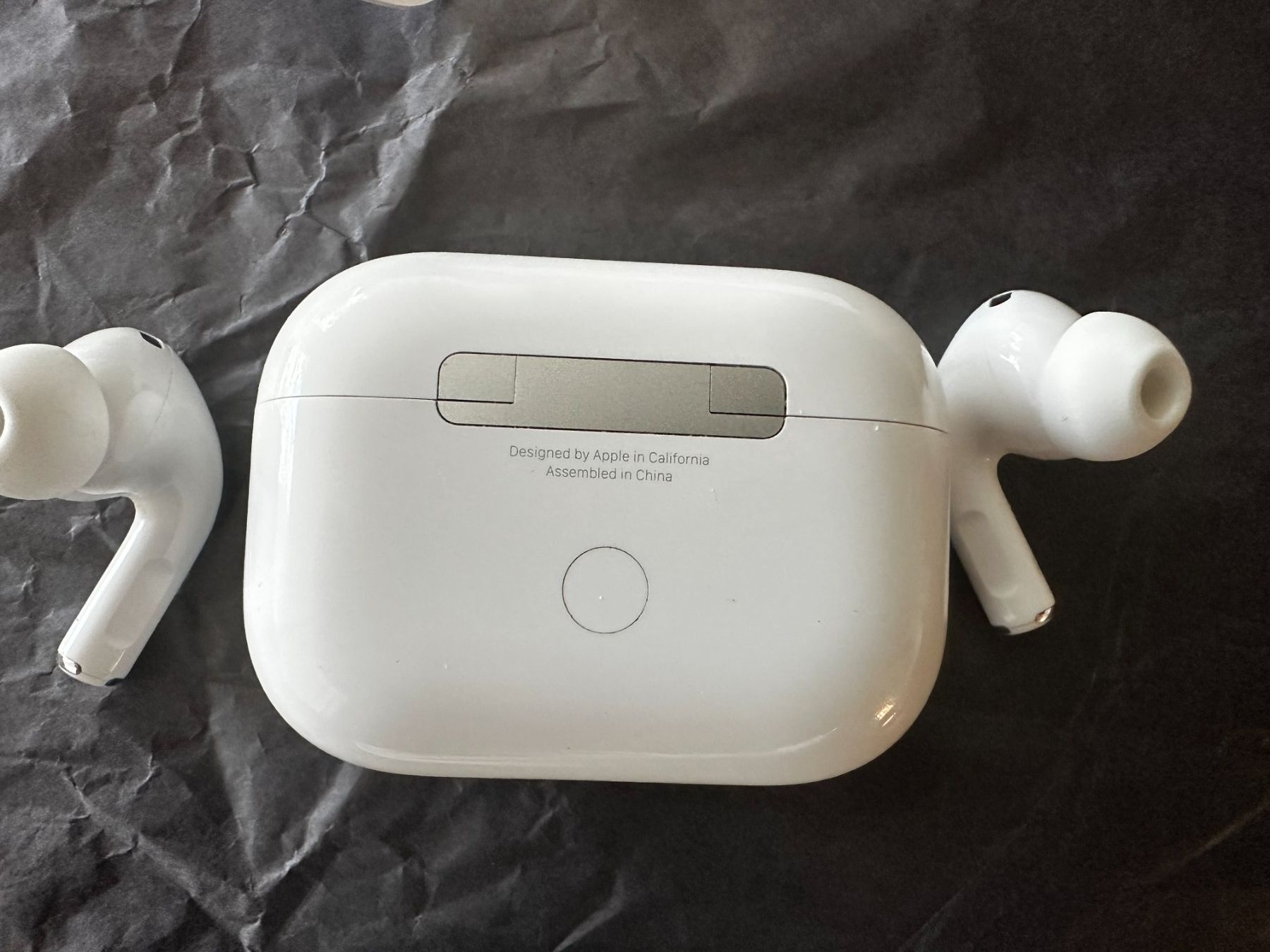 Apple Casques audio: Apple AirPods Pro 2, Lightning Anschluss – D'occasion à Stäfa par deebeecee 5
