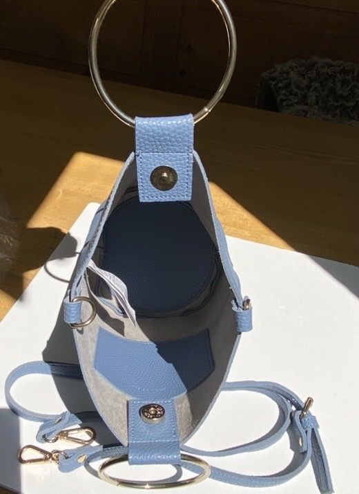 Sacs femmes: NEU SPRINGFIELD Tasche Handtasche blau – Neuf (Voir description) à Fislisbach par KolibriSecondhand 5