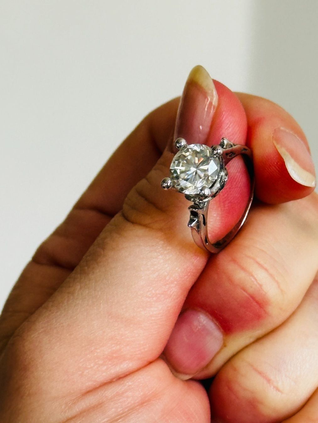 Anelli: 8,5 mm White Real Moissanite ring size 7 – Nuovo e nell'imballaggio originale da Genève venduto da AGBERG 6