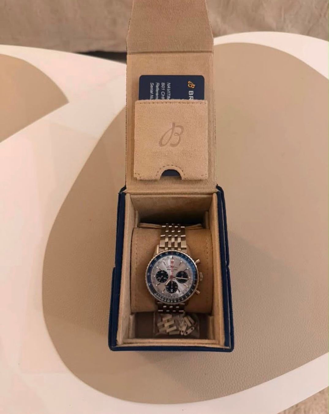 Breitling Montres: Breitling Navitimer B01 Chronograph 43 Ice Blue – D'occasion à Wohlen AG par nje_bsc6 2