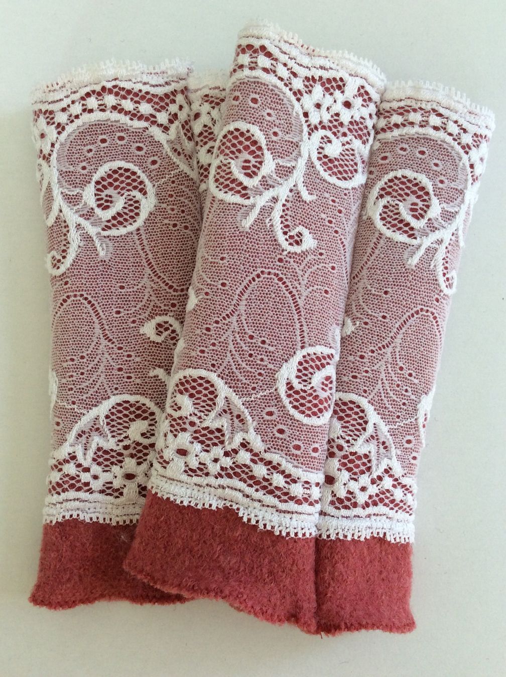 Altro in  Abbigliamento & Accessori: Armstulpen Walk mit Spitze – Nuovo e nell'imballaggio originale da Birwinken venduto da chez-erna 2