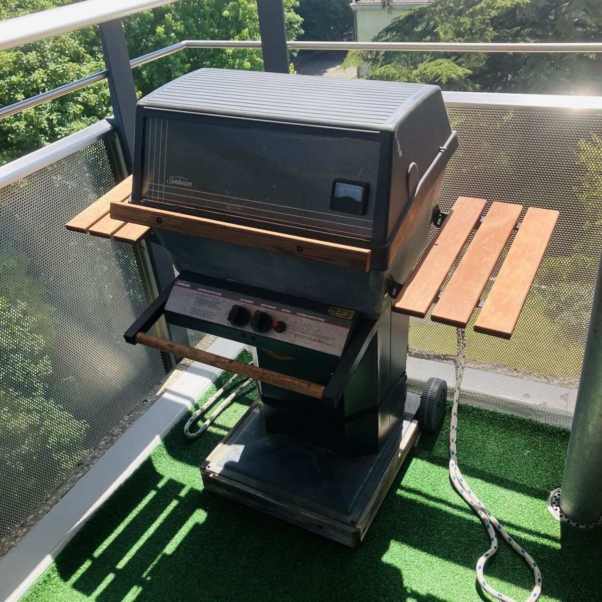 Griglie: Grill Sunbeam à gaz avec bouteille – Usato da Genève venduto da guyjost 4