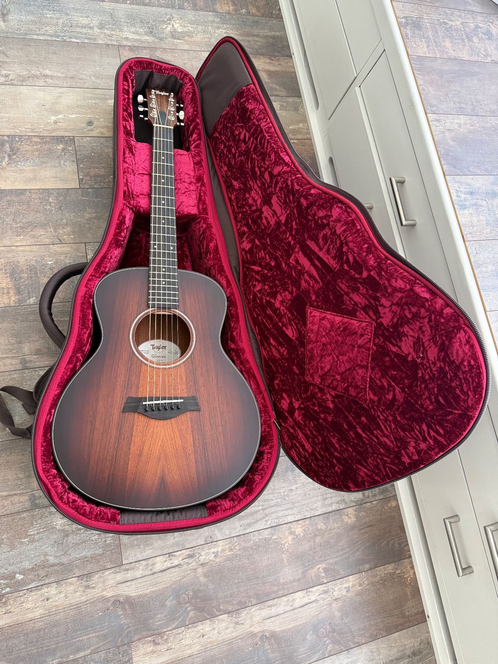 Taylor Strumenti musicali: Akustikgitarre Taylor GS Mini-e Koa Plus, ES-2 – Usato da Langnau am Albis venduto da Mzimmer 4