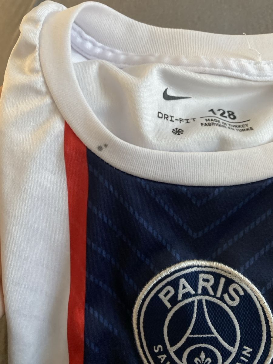 Canottiere & Pantaloni: Paris Saint-Germain Trikot Set, Gr. 128 – Usato da Wangen b. Olten venduto da Sarina93881621 1