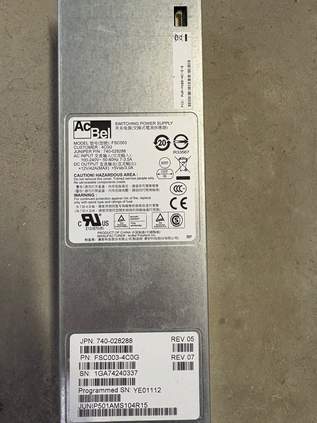Componenti elettronici: Hot-Plug-Netzteilmodul von AcBel Polytech – Usato da Sursee venduto da Network_41AG 1