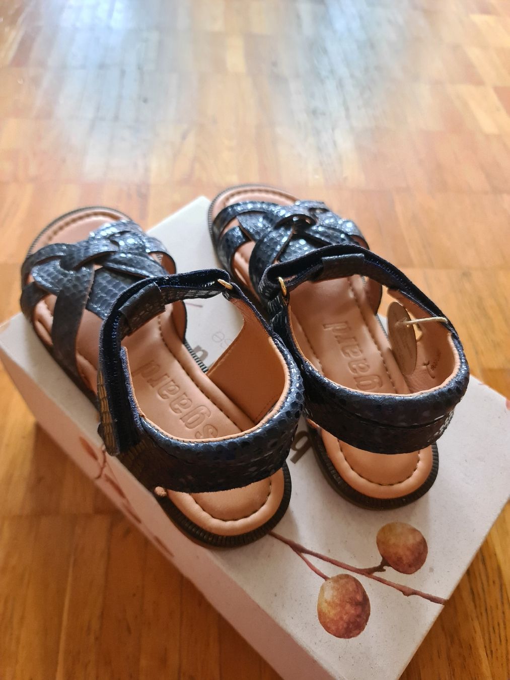 Bisgaard Scarpe per ragazze: Bisgaard Sandale neu gr 36 – Nuovo e nell'imballaggio originale da Emmenbrücke venduto da gatasalvache 2