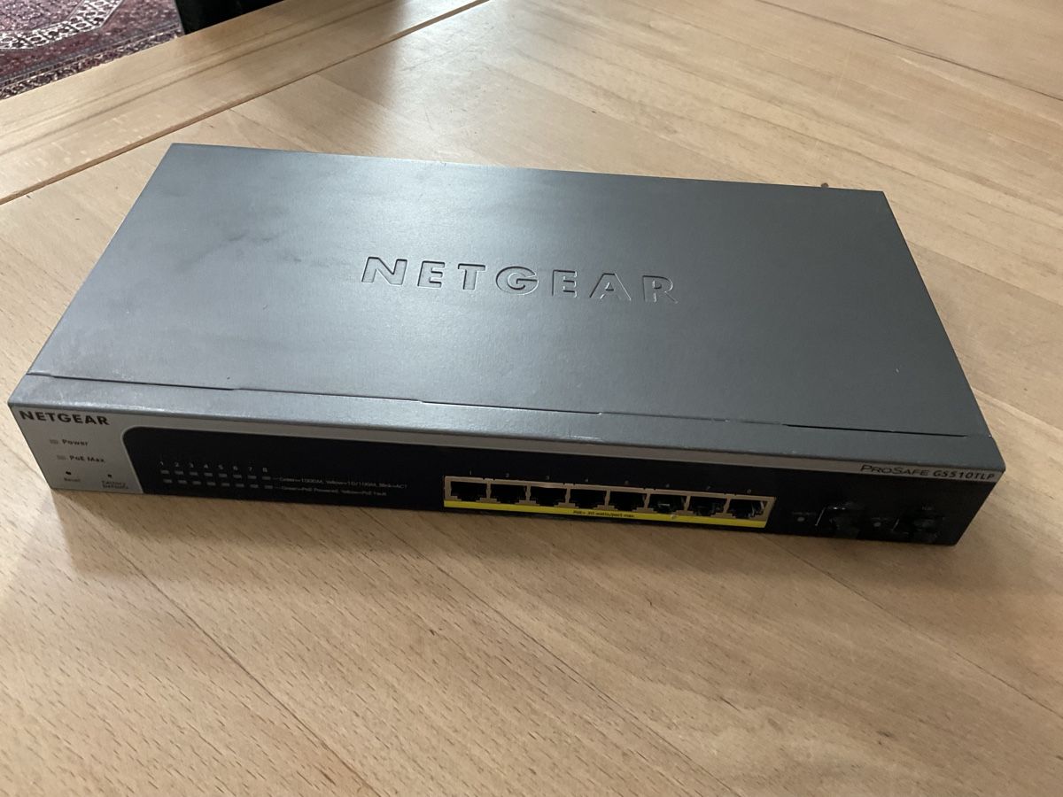 Netgear Hub & Switch: Netgear ProSafe Gs510TLP – Usato da niederlenz venduto da azl_vb9m