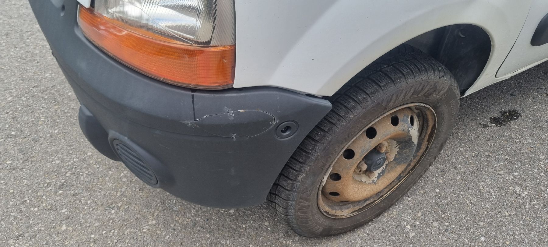 Renault Autos: Renault Kangoo 1.9 4x4 – Défectueux à Oberriet SG par Px_ 7