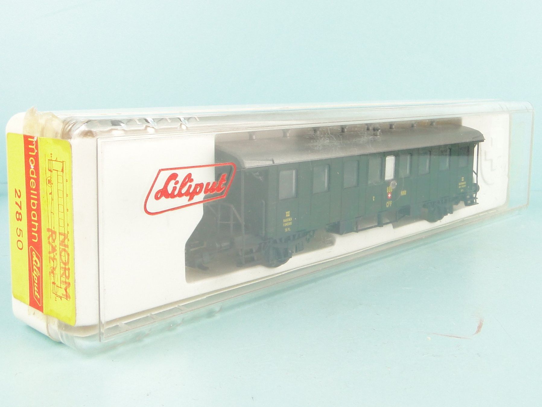 Liliput Modellini di ferrovie: Liliput 278 50 SBB 3 Kl. Oldtimerwagen – Usato da Bülach venduto da cann11 3
