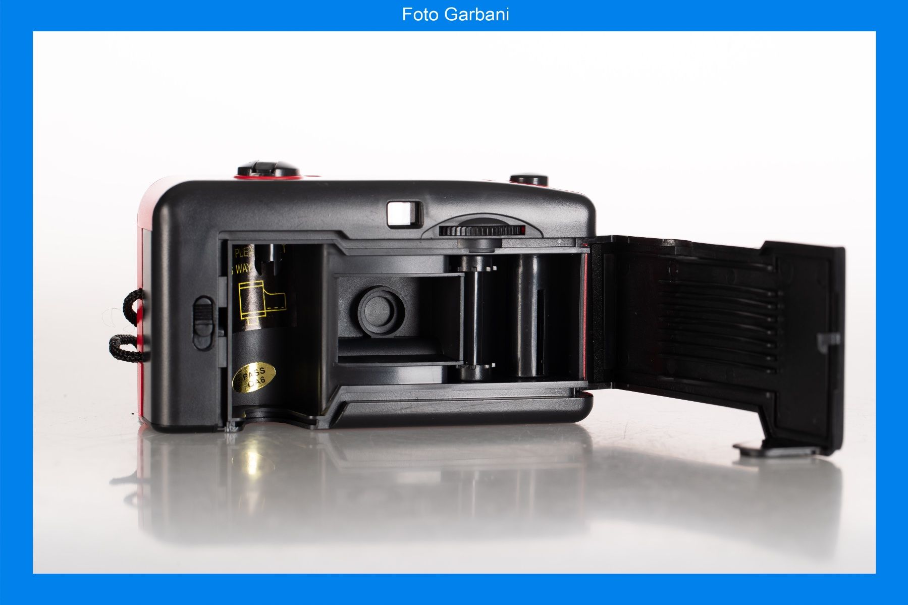 Fotocamera: CL-368 35mm focus free – Usato da Muralto venduto da FotoGarbani 2