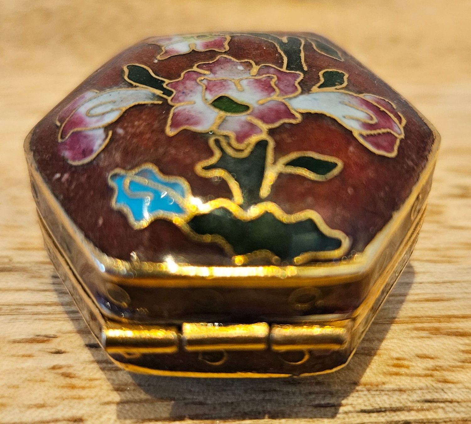 Portagioie: Cloisonne Emaille Schatulle Schmuckdose Pillendose Box Dösli – Usato da Birmensdorf ZH venduto da Wendepunkt... 2