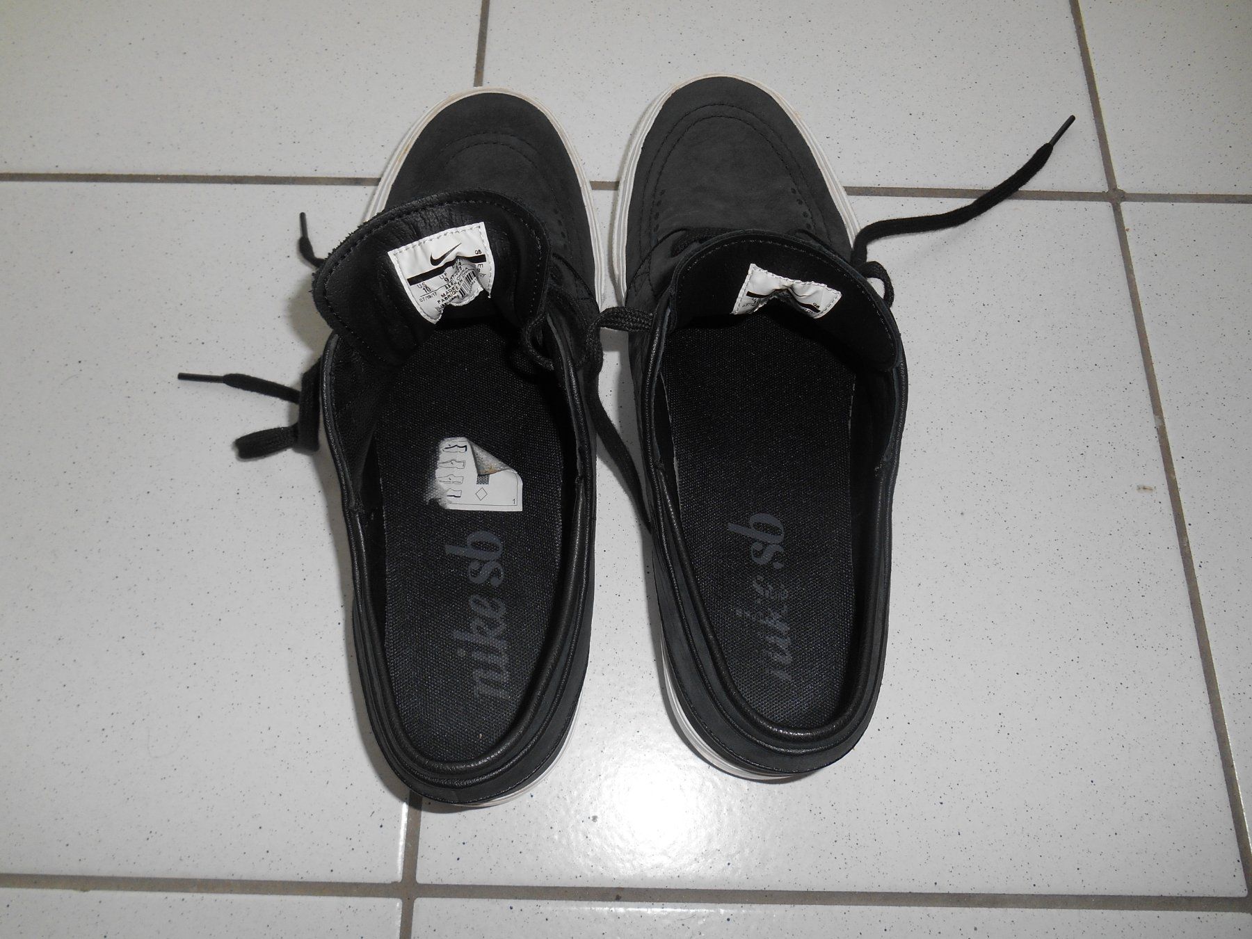 Nike Scarpe da uomo: Nike Leder-Sneaker Grösse 44 – Usato da Basel venduto da Birs868 4