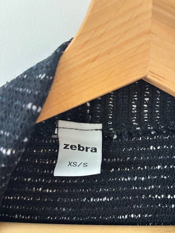 Giacche: Cardigan mit Glitzer Gr. S – Usato da Oftringen venduto da violetta9 1